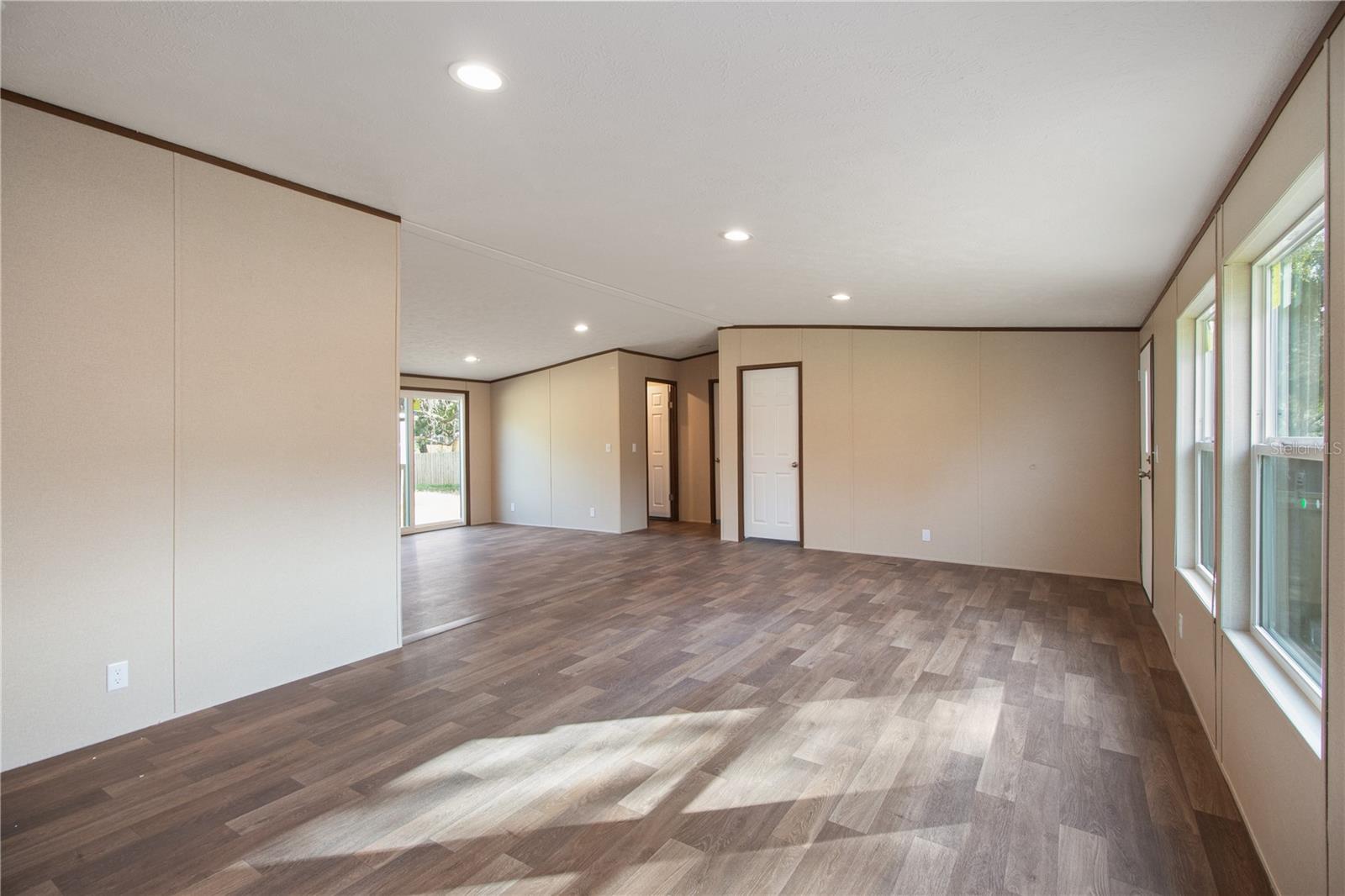 12396 HICKS RD — photo 38