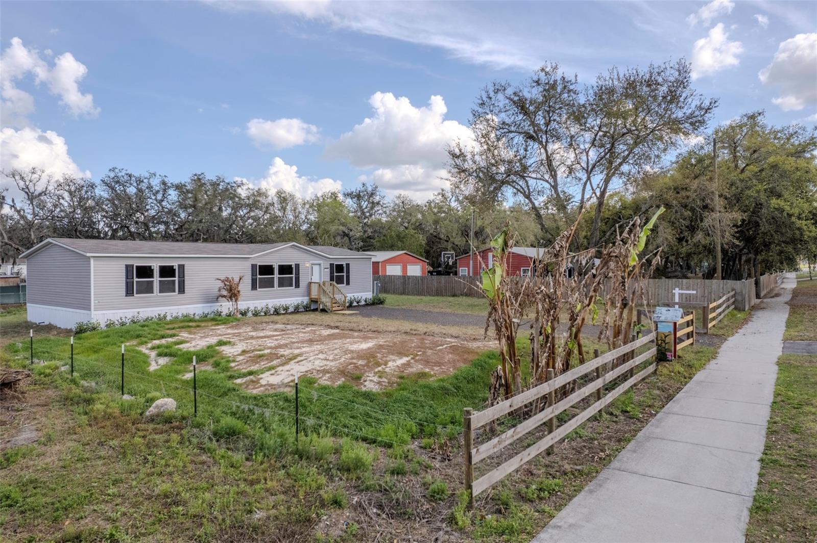 12396 HICKS RD — photo 11