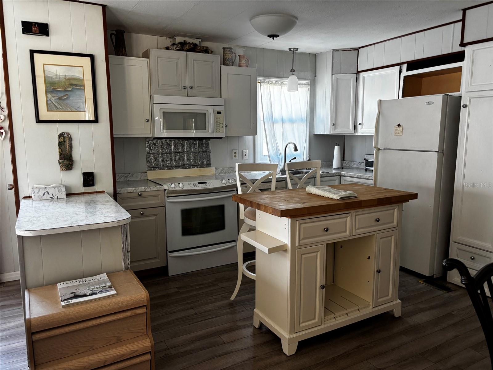116 ROMA RD — photo 4