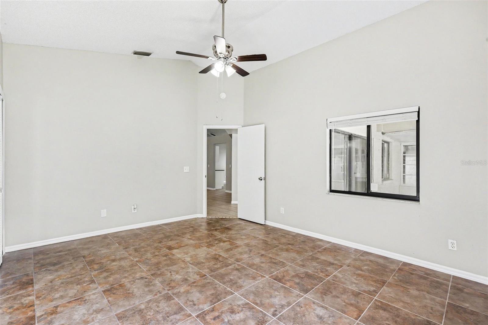 4317 BARRET AVE — photo 10