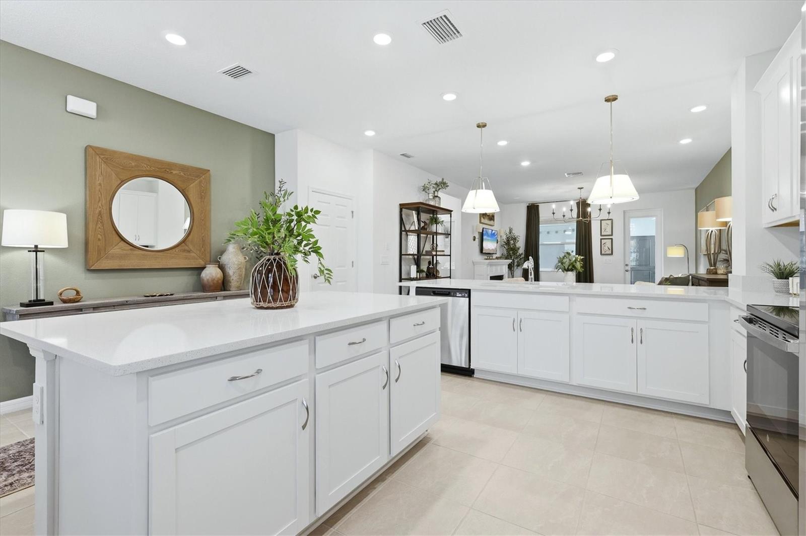 7392 CABIN LN — photo 18