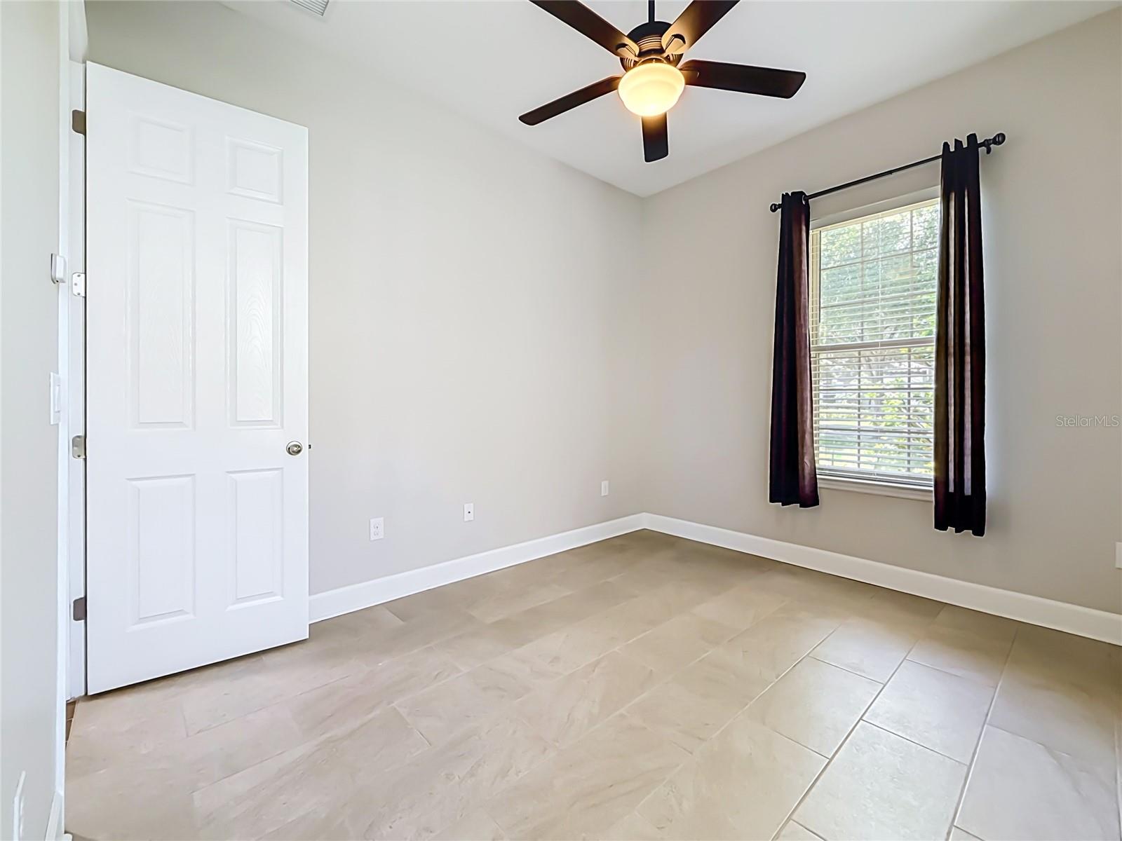 1107 ISOBEL RESERVE LN — photo 38