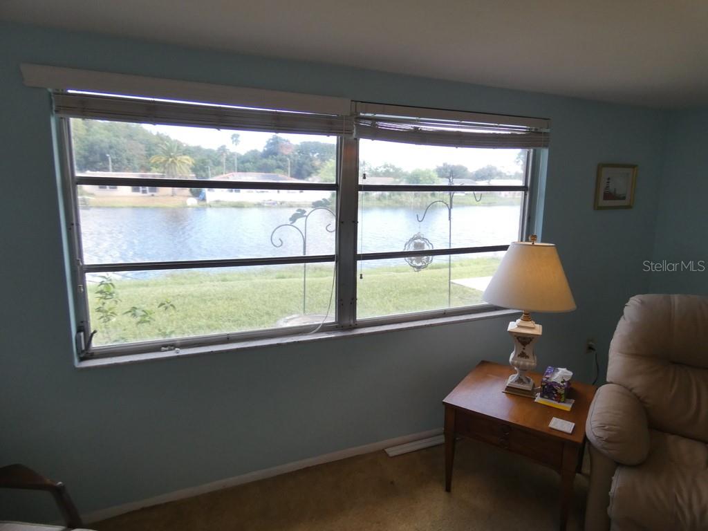 7207 ASHWOOD DR — photo 18