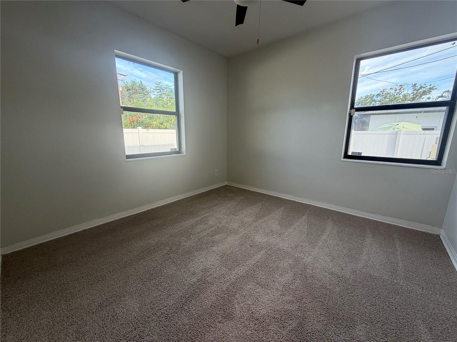 601 MYRTLE WAY S — photo 20