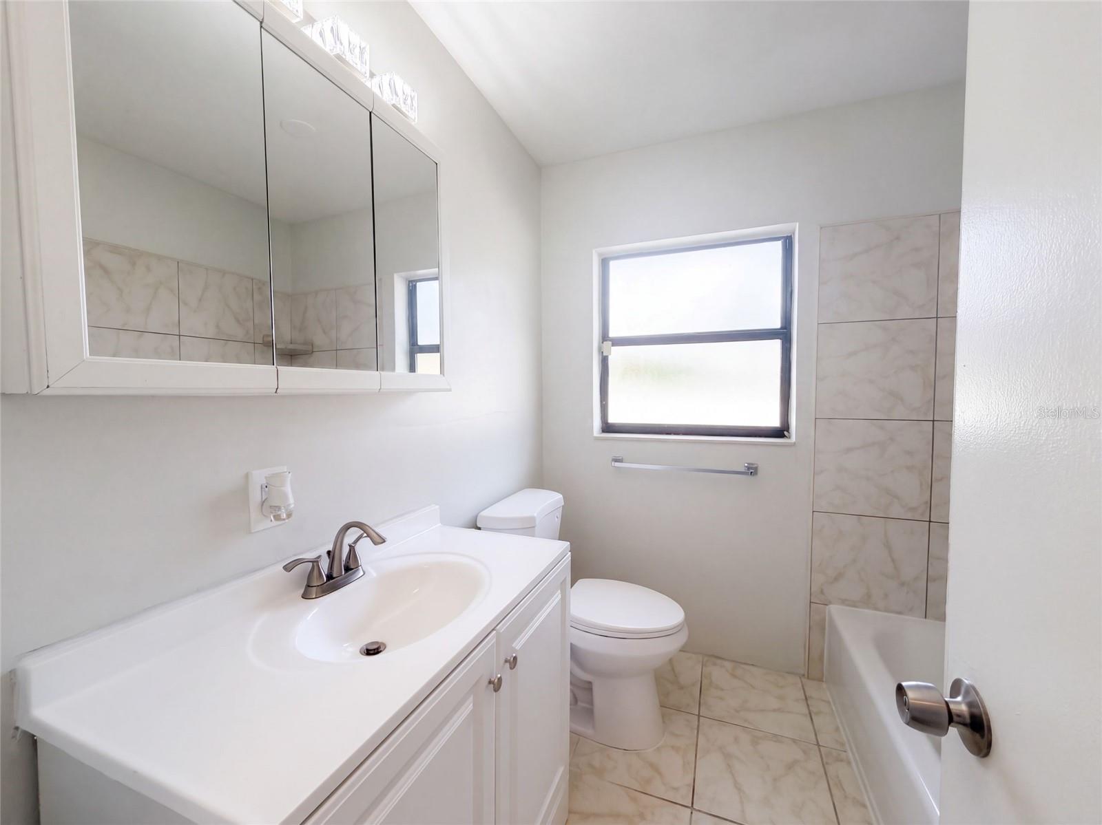 601 MYRTLE WAY S — photo 15