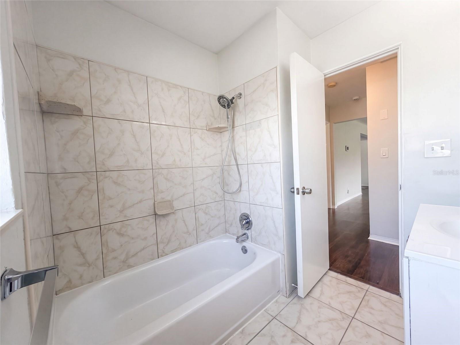 601 MYRTLE WAY S — photo 16