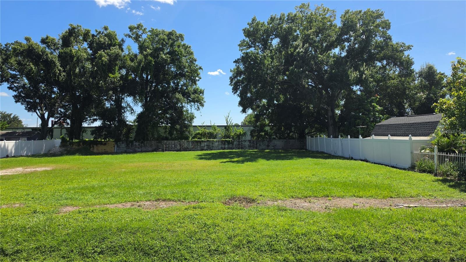 4040 W COMANCHE AVE — photo 13