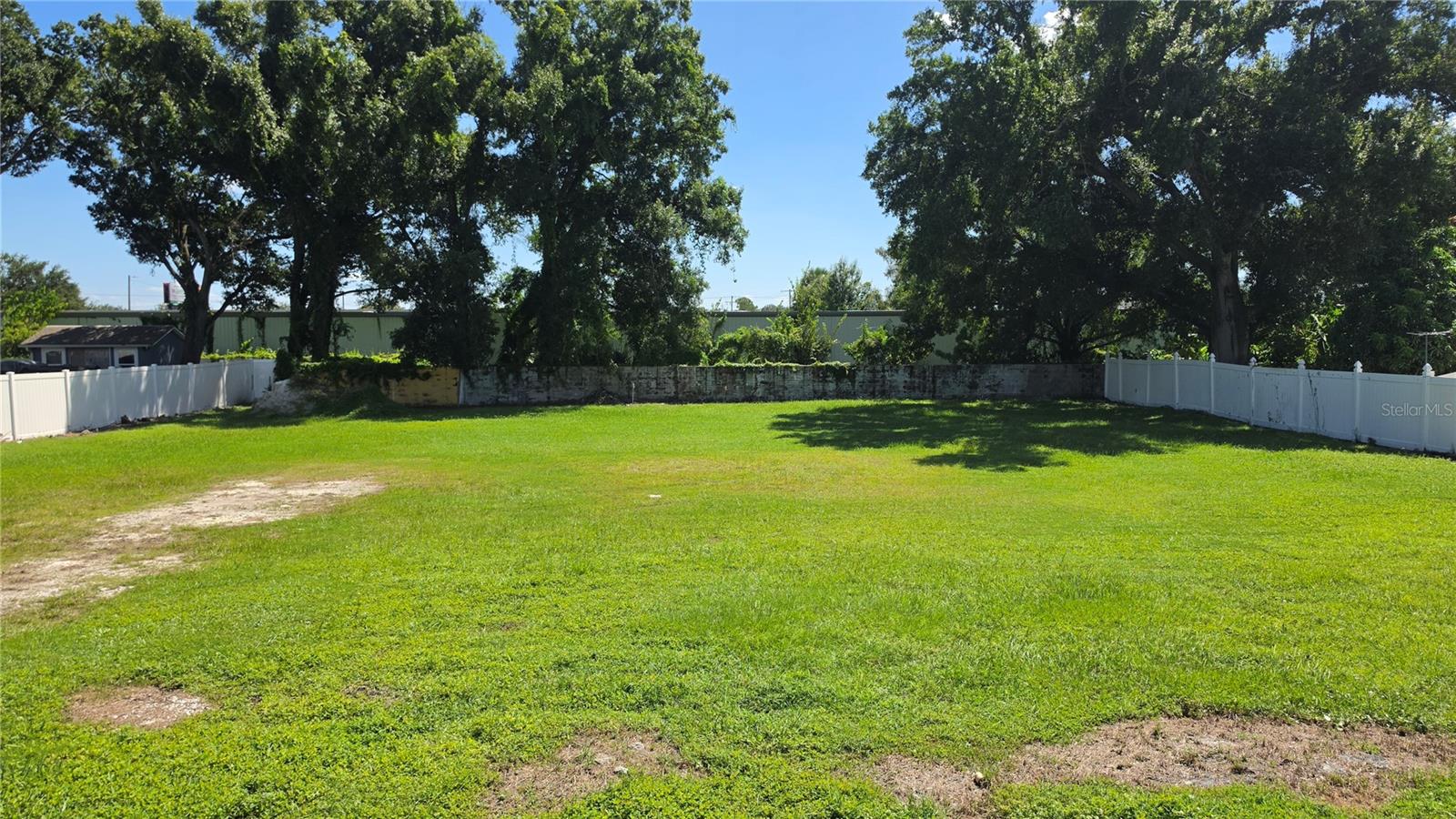 4040 W COMANCHE AVE — photo 12