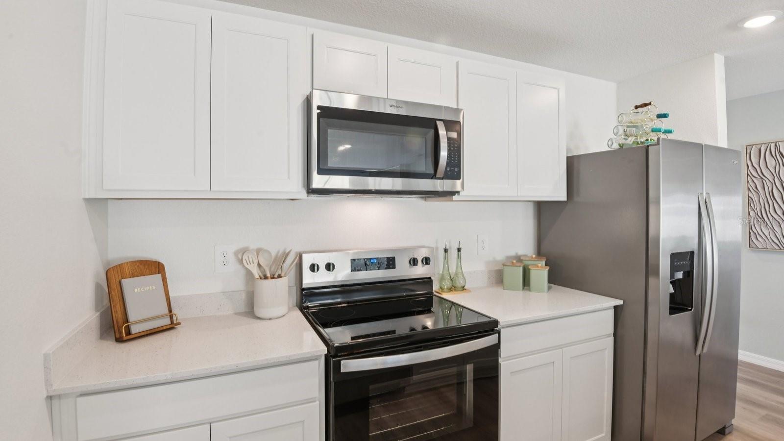 12043 ISLE ROYALE DR — photo 11