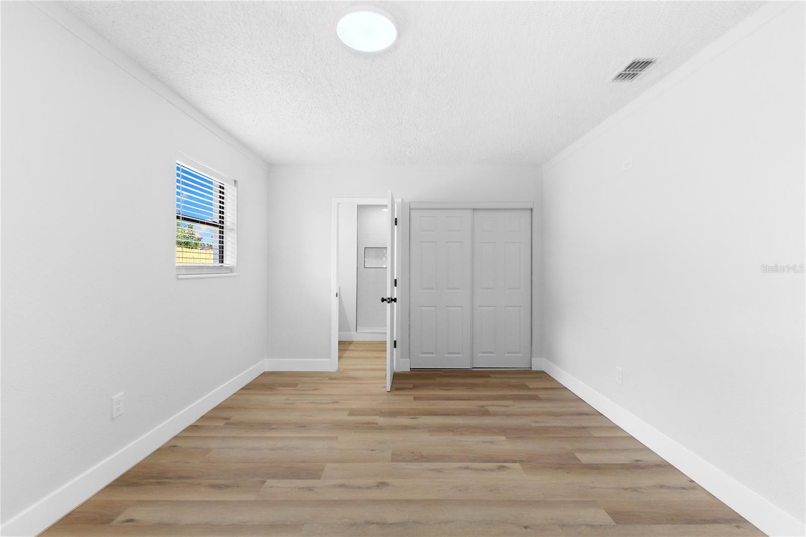 6911 REINDEER RD — photo 10