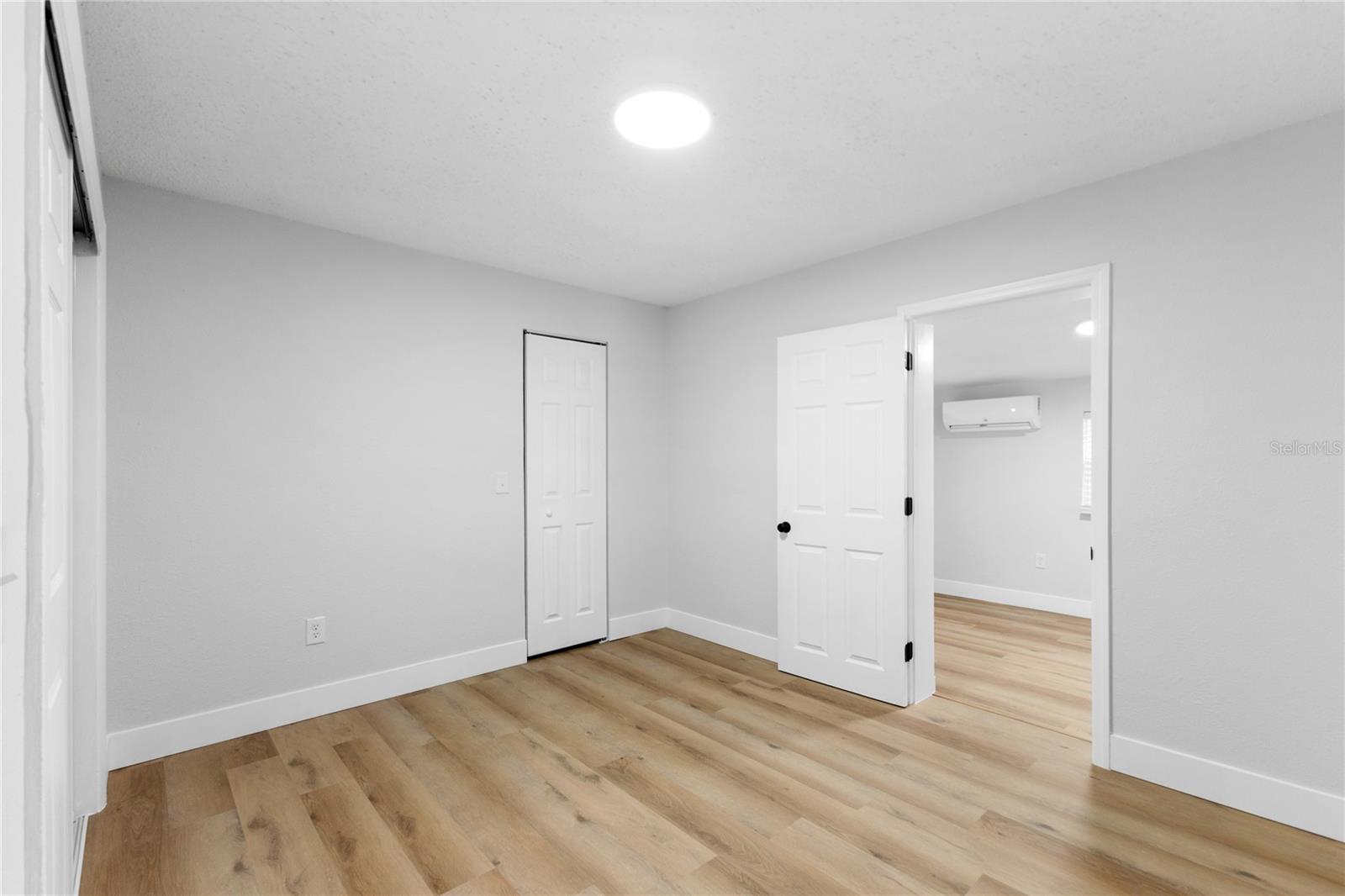 6911 REINDEER RD — photo 13