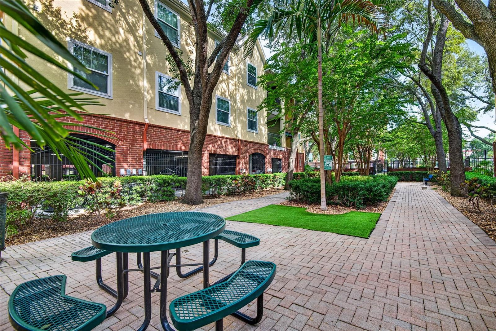 2010 E PALM AVE #15211 — photo 32
