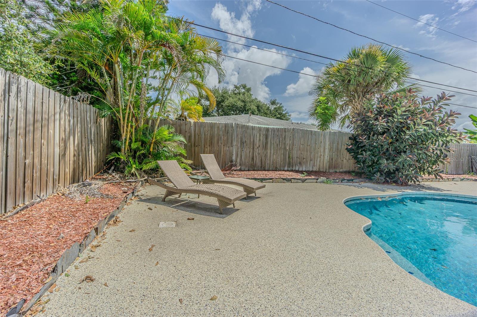 863 BAY BREEZE TER — photo 28