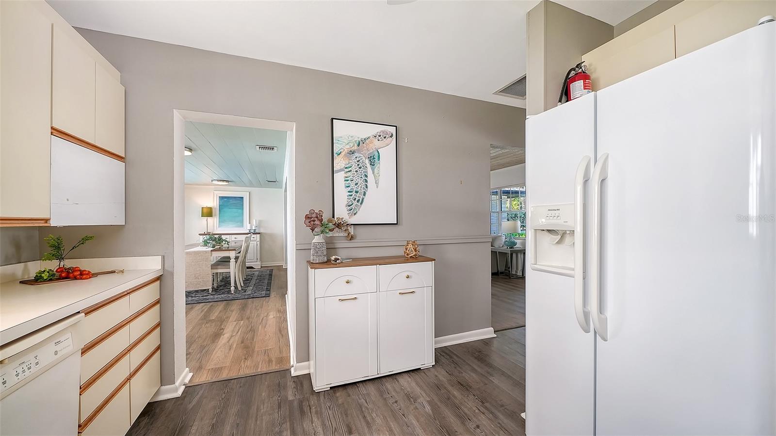 1604 CASEY KEY RD — photo 23