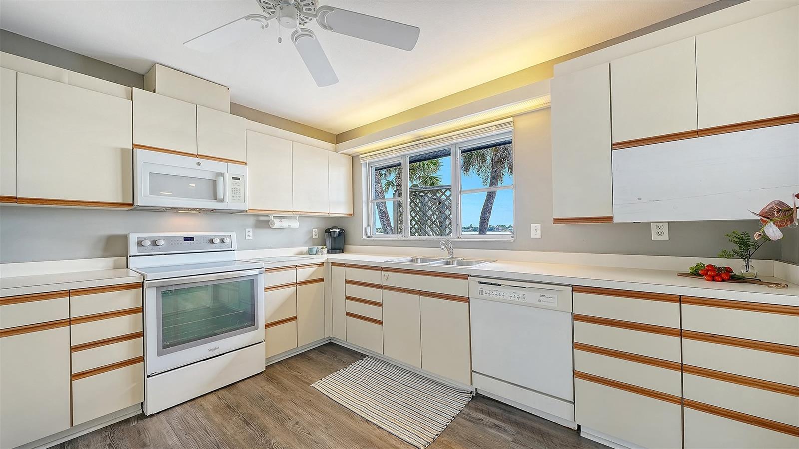 1604 CASEY KEY RD — photo 20