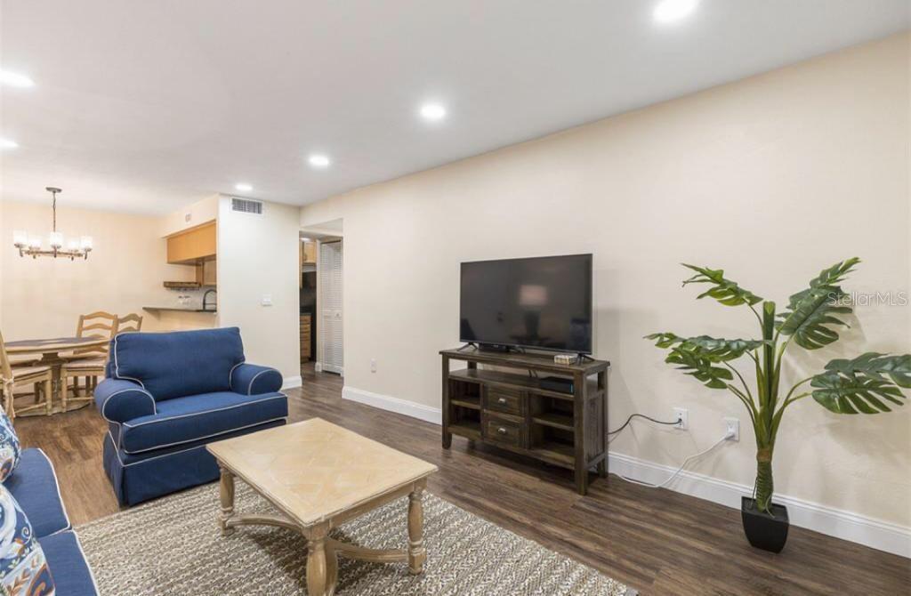 3231 BENEVA RD #101 — photo 7