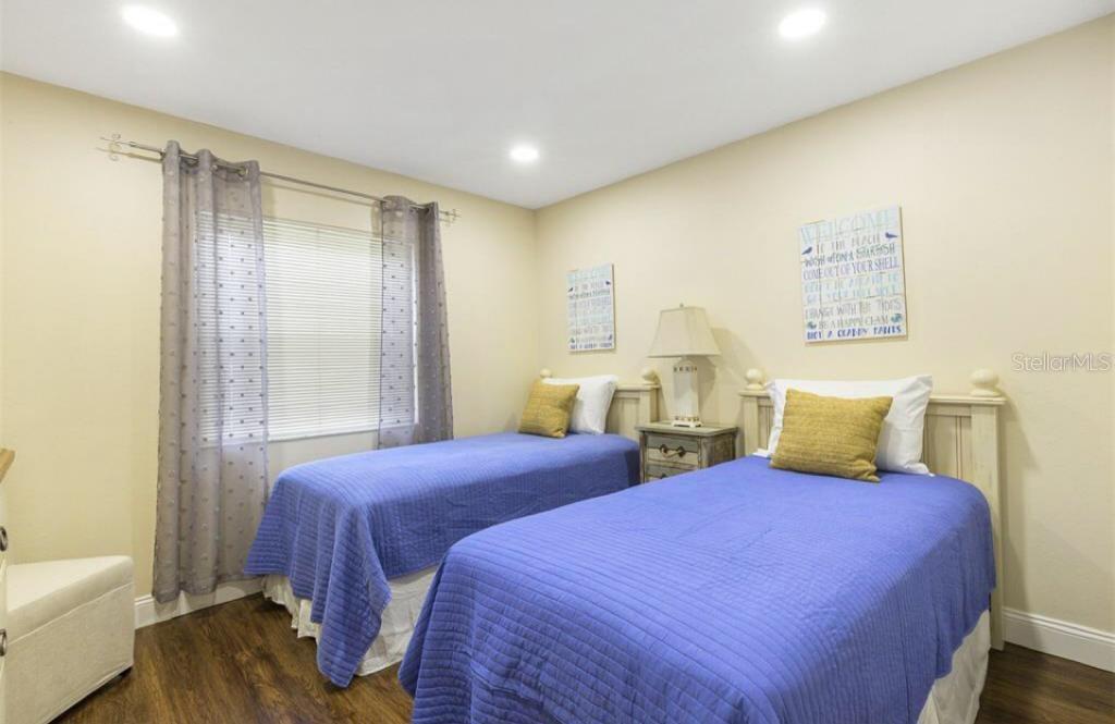 3231 BENEVA RD #101 — photo 20