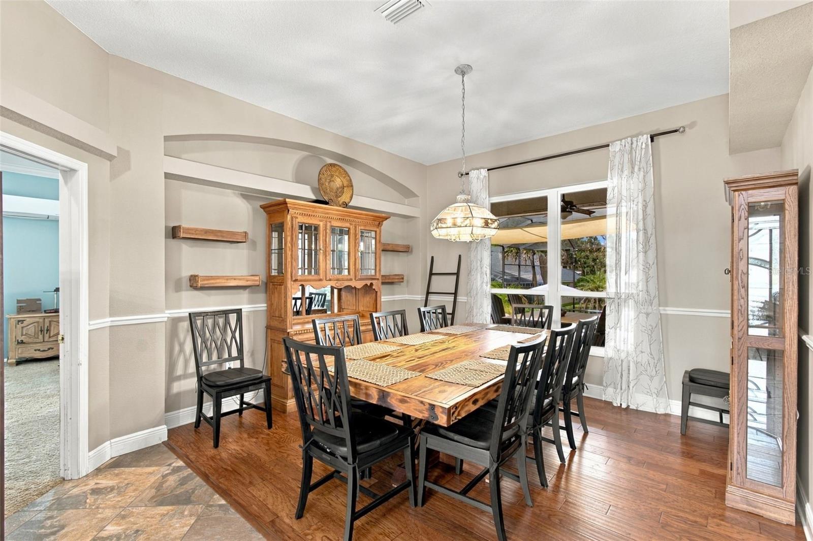 5105 SYLVAN OAKS DR — photo 9