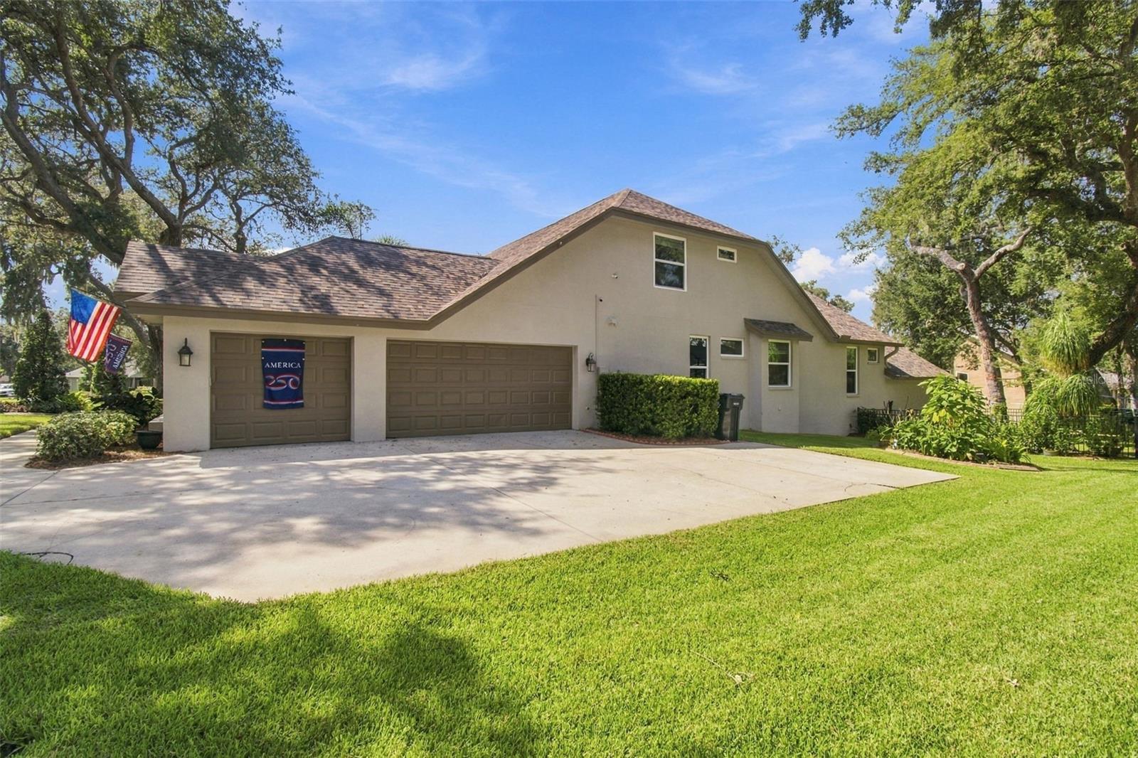 5105 SYLVAN OAKS DR — photo 3