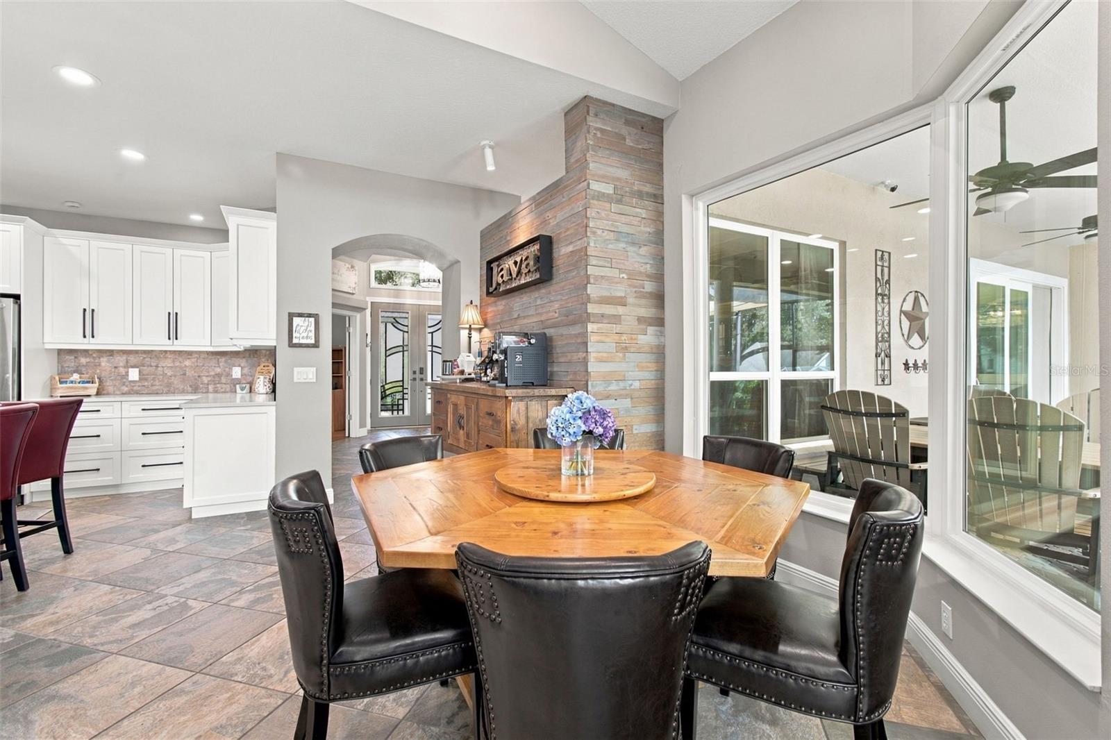 5105 SYLVAN OAKS DR — photo 18