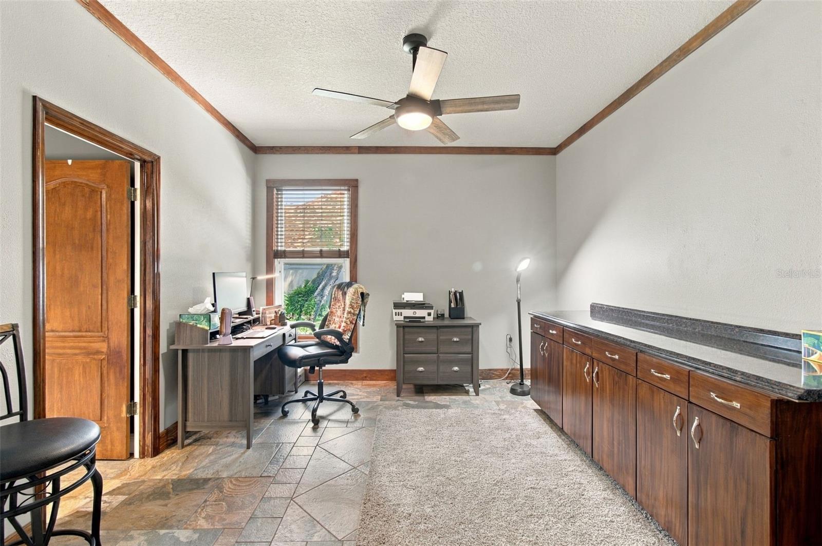 5105 SYLVAN OAKS DR — photo 36