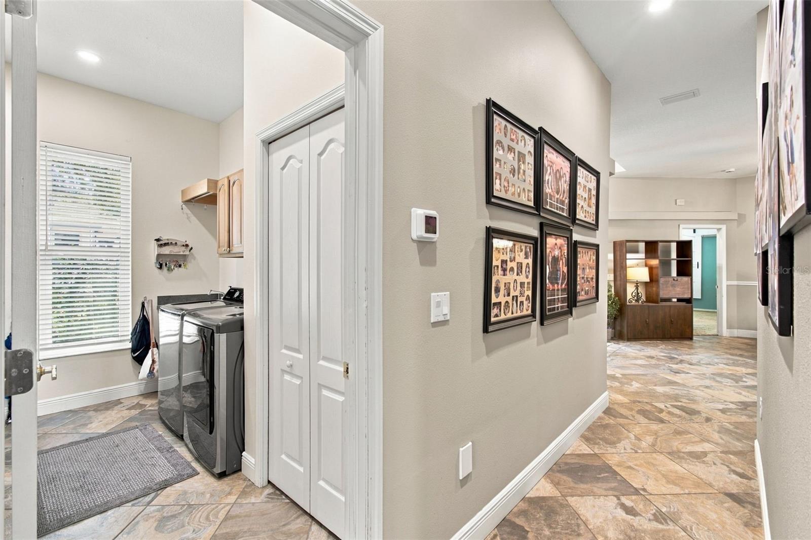 5105 SYLVAN OAKS DR — photo 37