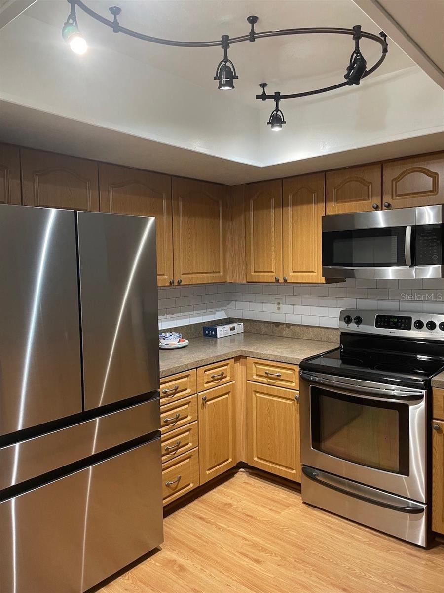 14863 FEATHER COVE RD — photo 14