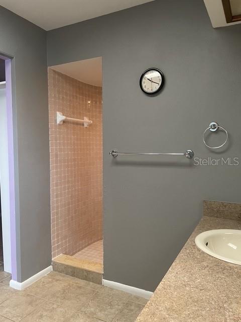 14863 FEATHER COVE RD — photo 24