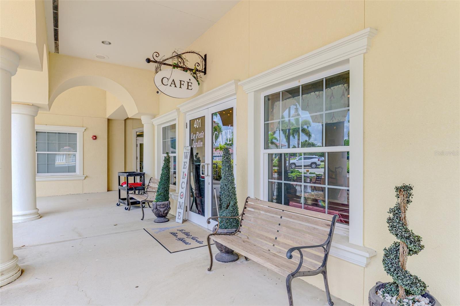 1500 E VENICE AVE #4b — photo 11