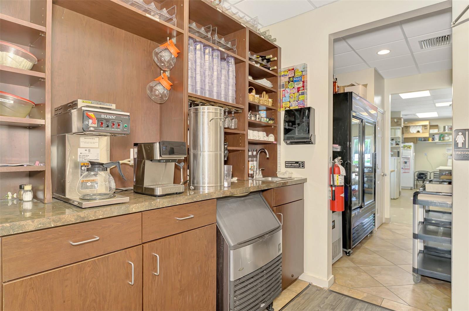 1500 E VENICE AVE #4b — photo 21