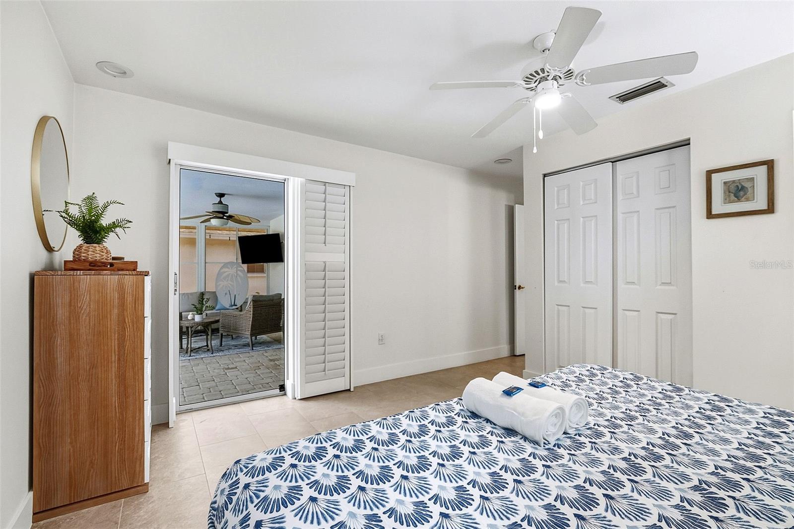 3137 CAMPBELL ST — photo 26