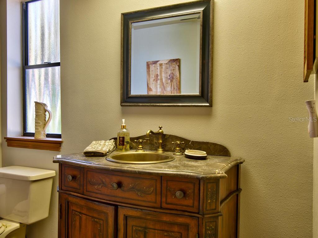 2700 GULF BLVD #2 — photo 28