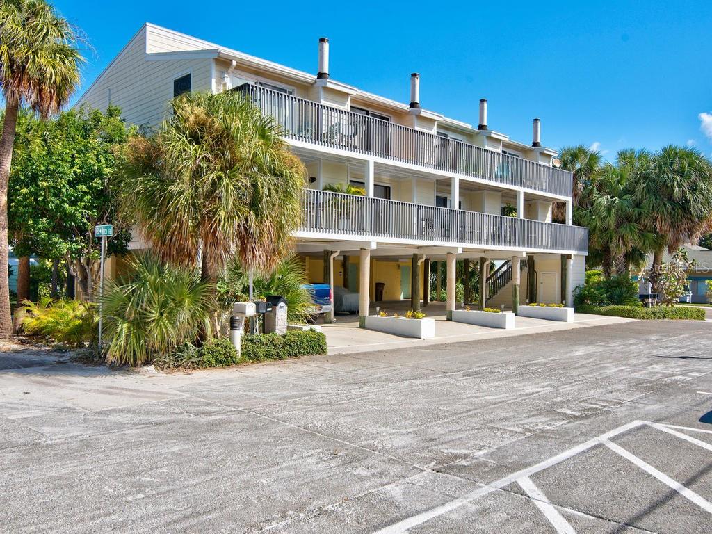 2700 GULF BLVD #2 — photo 31
