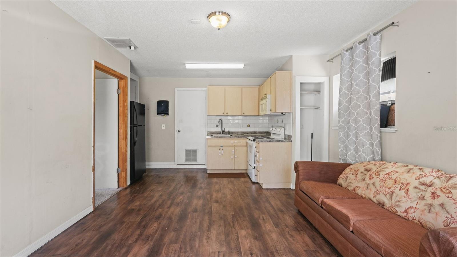9328 FRED ST — photo 33