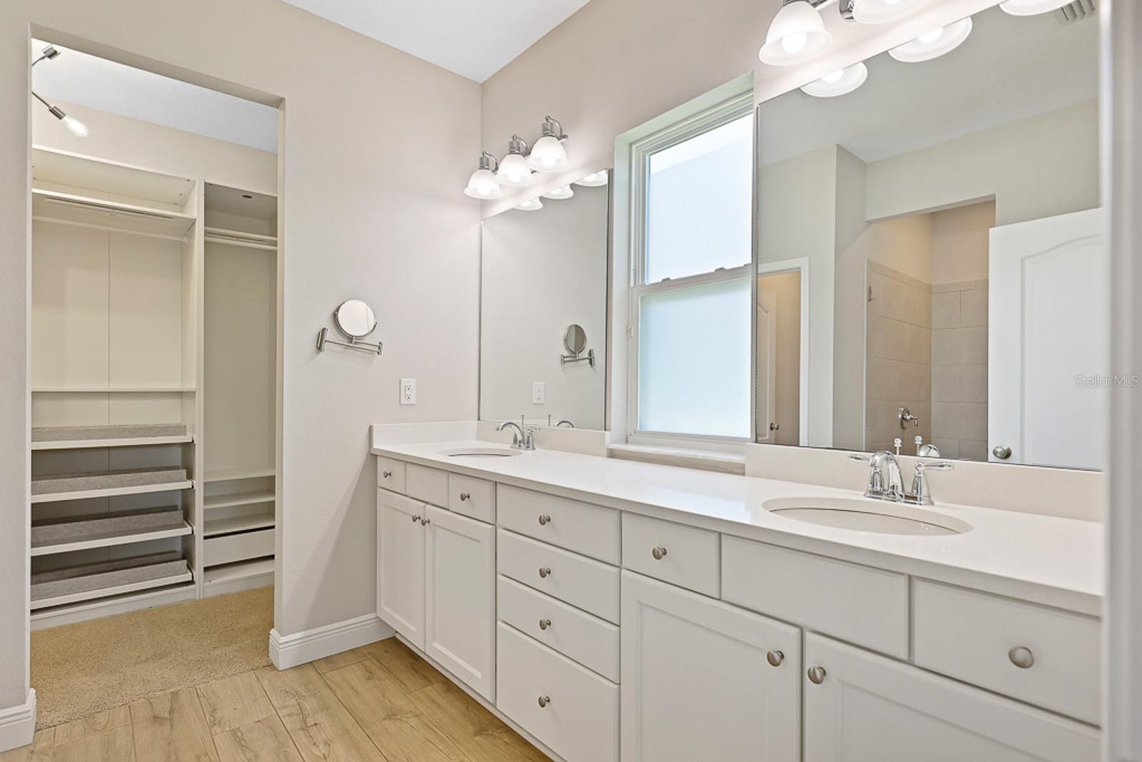5420 SILVER SUN DR — photo 16