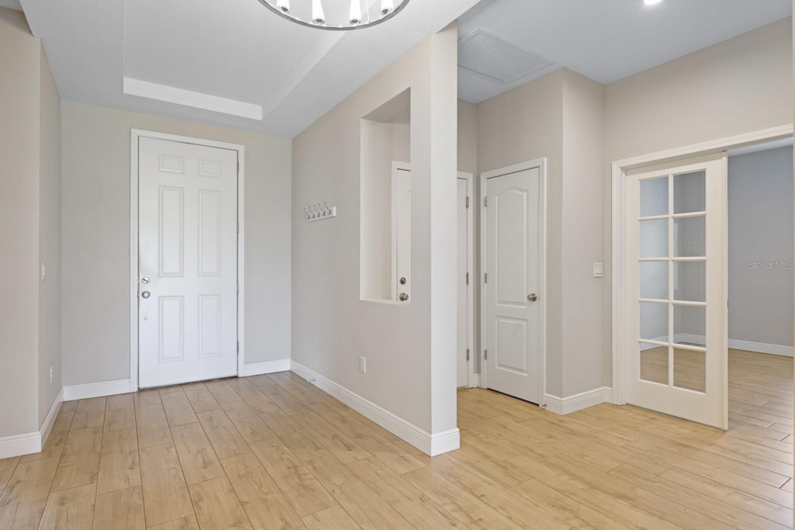 5420 SILVER SUN DR — photo 7