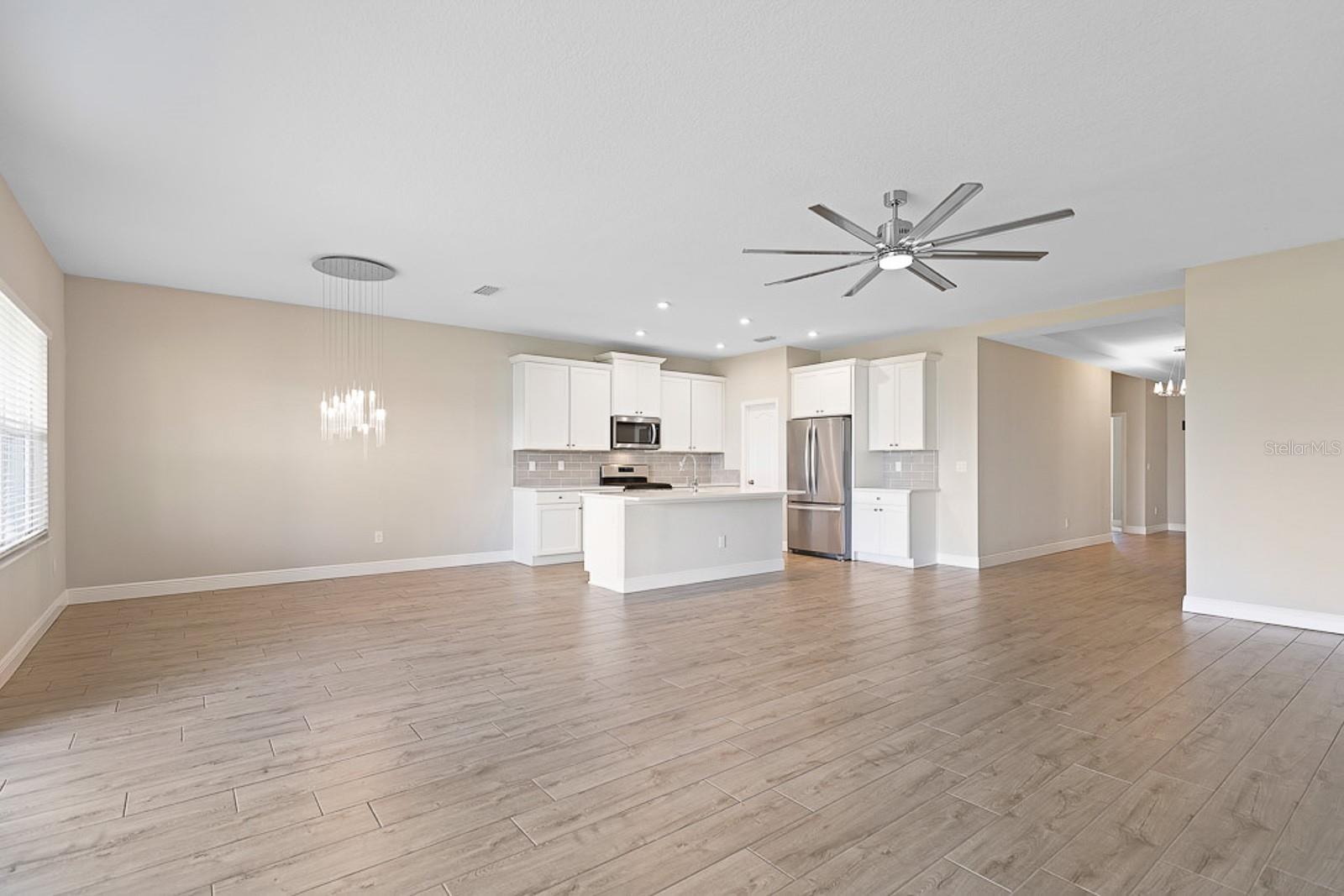 5420 SILVER SUN DR — photo 9