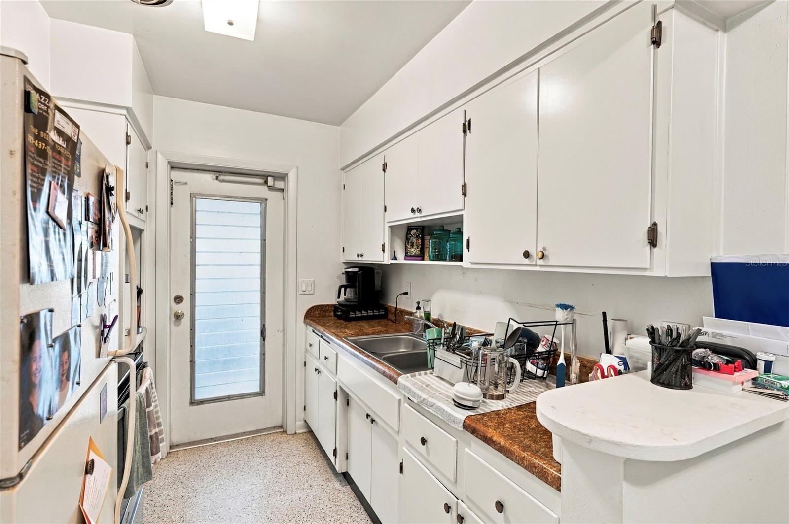 1154 ANGLE RD — photo 10