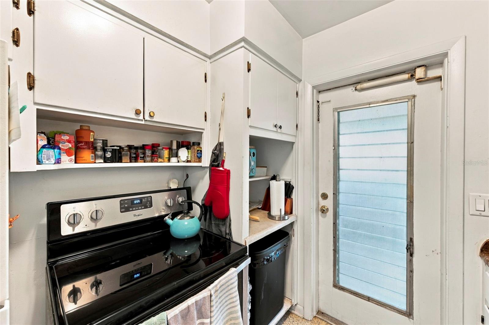 1154 ANGLE RD — photo 11