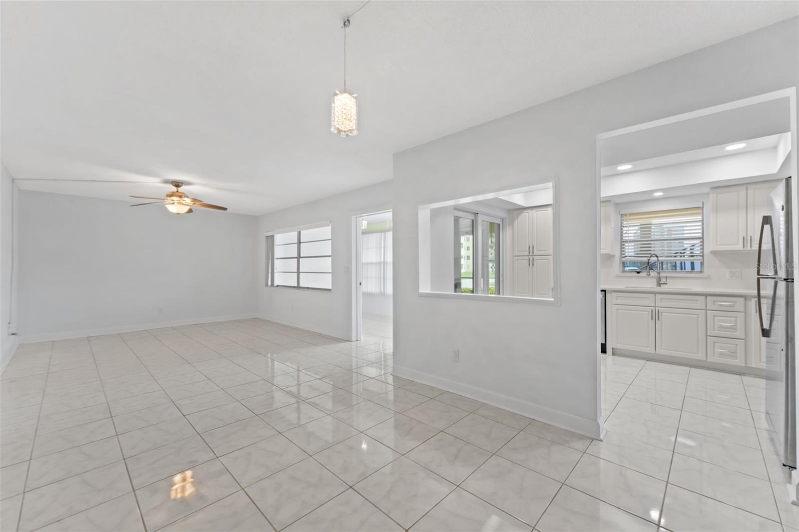 4700 COVE CIR #102 — photo 10