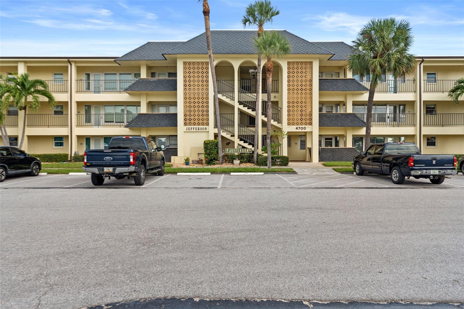 4700 COVE CIR #102 — photo 29