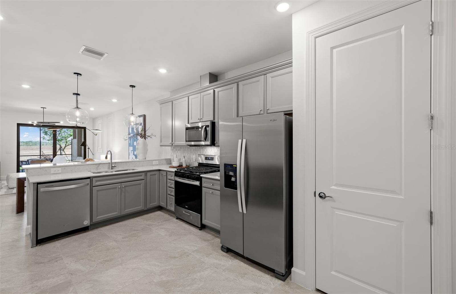 18734 INDIAN ROCK PL — photo 9