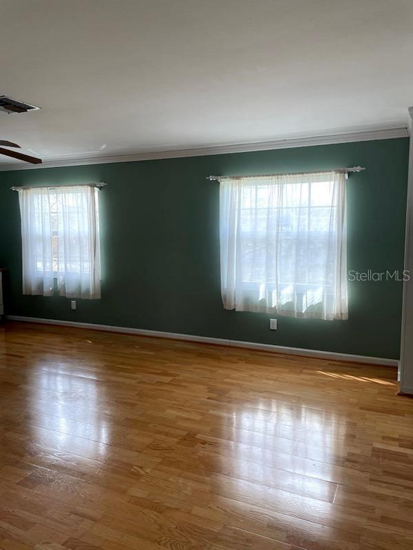 421 PALM AVE N — photo 10