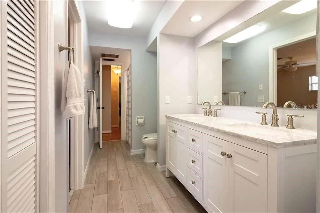 421 PALM AVE N — photo 11