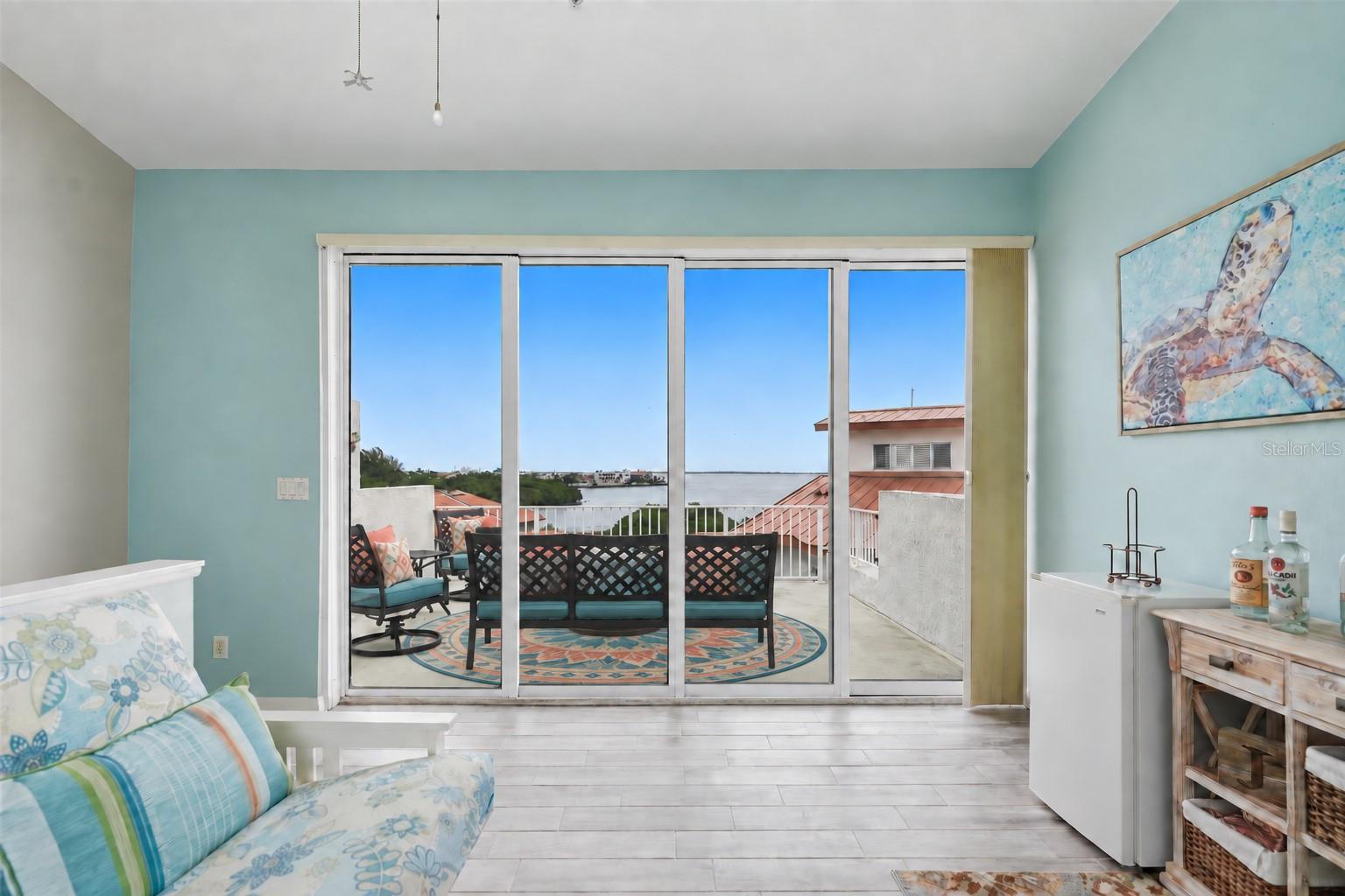 1585 PINELLAS BAYWAY S — photo 21