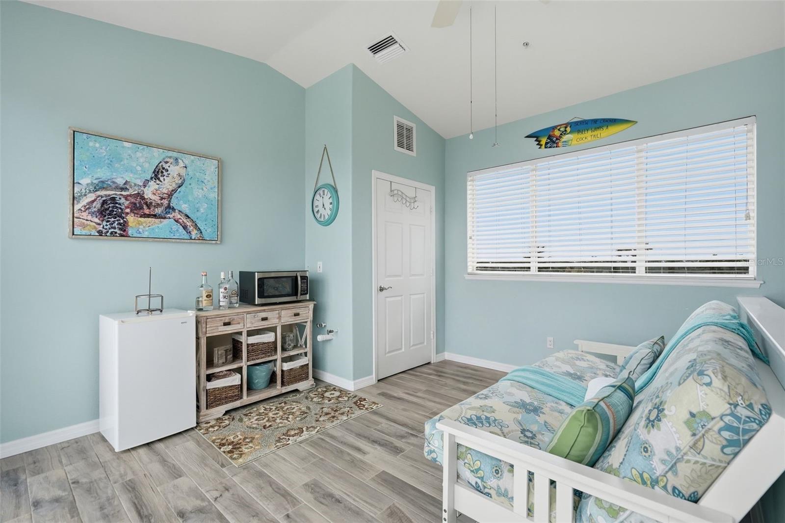 1585 PINELLAS BAYWAY S — photo 20