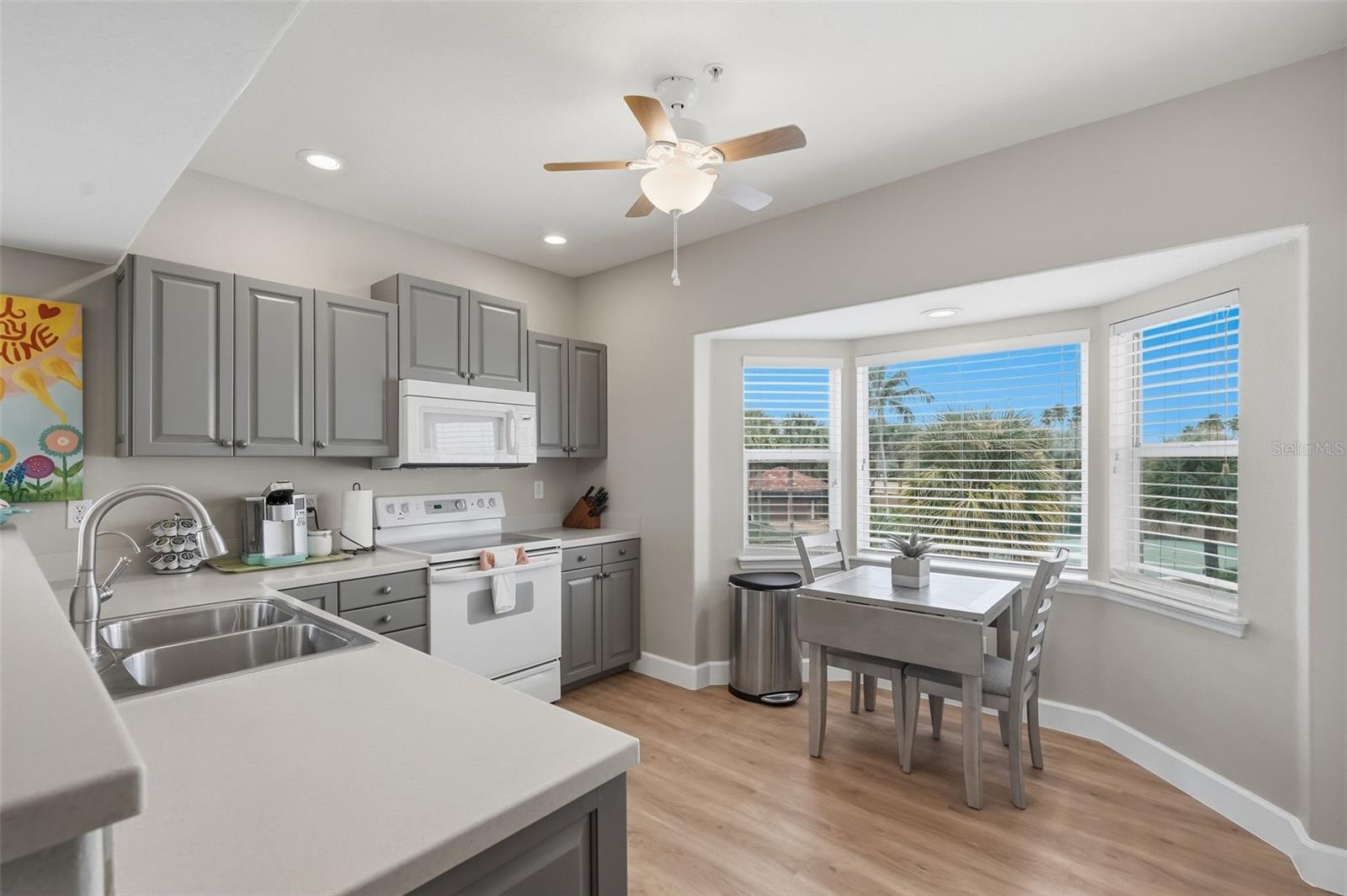 1585 PINELLAS BAYWAY S — photo 6