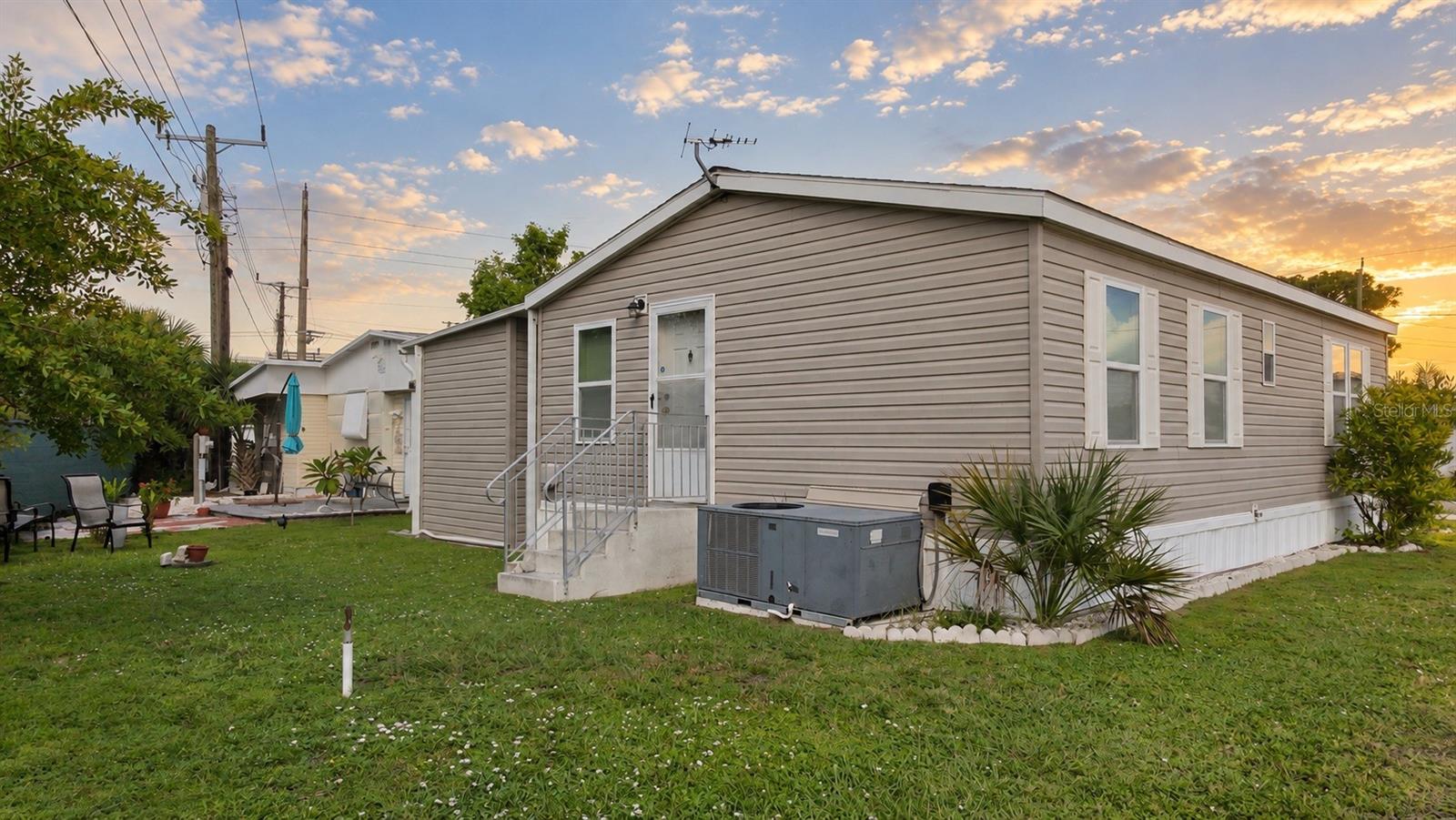 6904 CORTEZ RD W #10 — photo 6