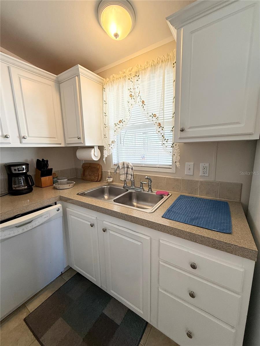 6904 CORTEZ RD W #10 — photo 12