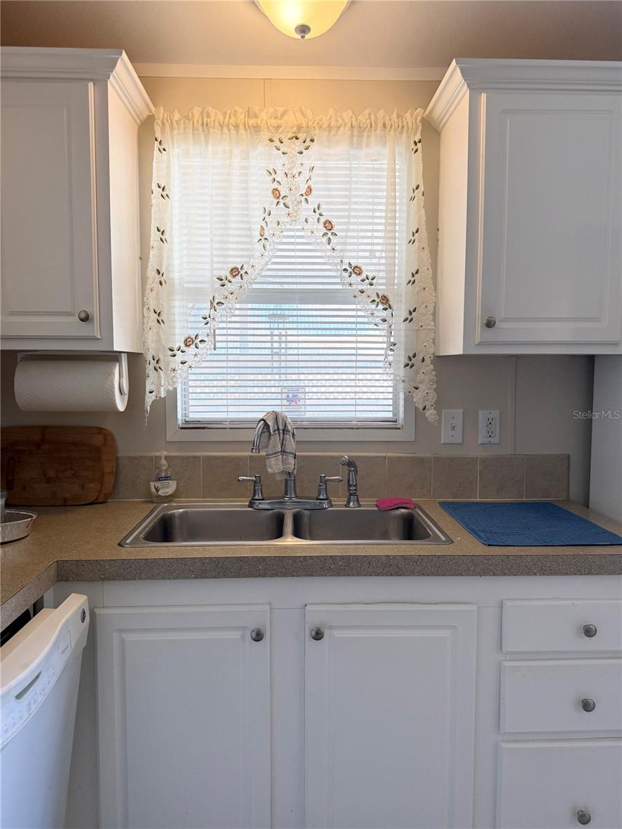 6904 CORTEZ RD W #10 — photo 8